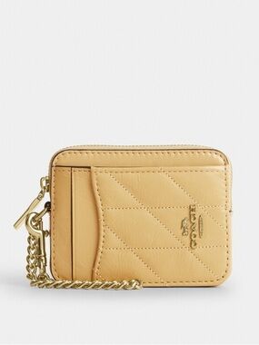 Coach Outlet Zip Card Case With Quilting